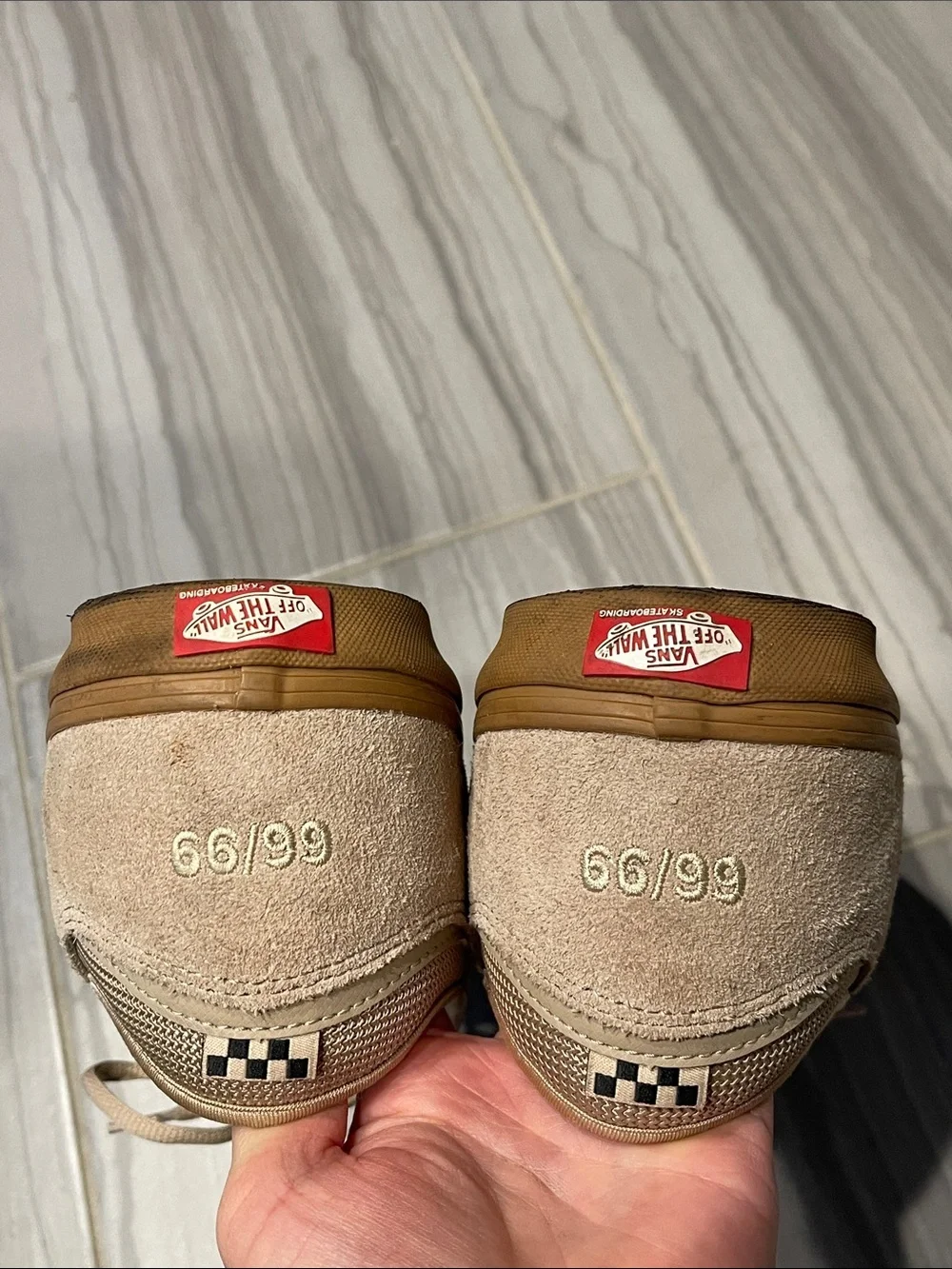 Vans POP CUSH Suede Low-Top Sneakers in Tan with Gum Sole